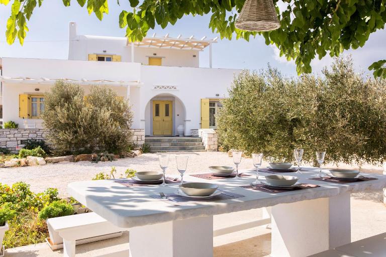 Villa San Dimitrio House on the Beach - B&B Logaras