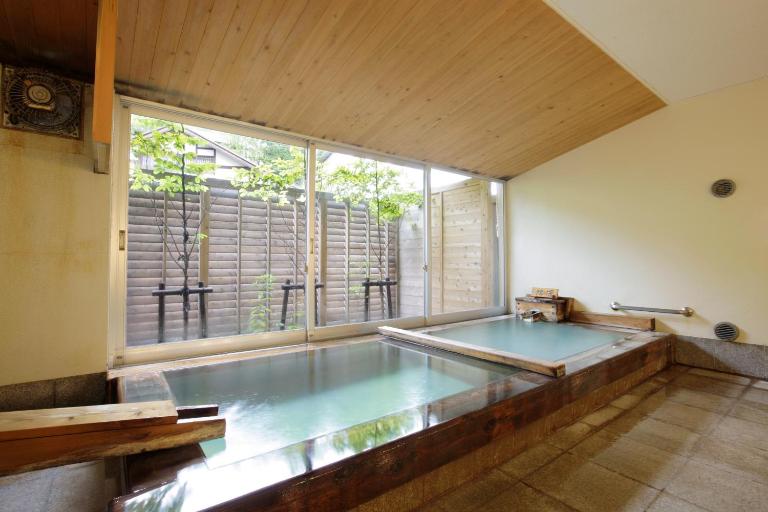 Kusatsu Hotel Bekkan Wata no Yu (Adult Only) - B&B Kusatsu