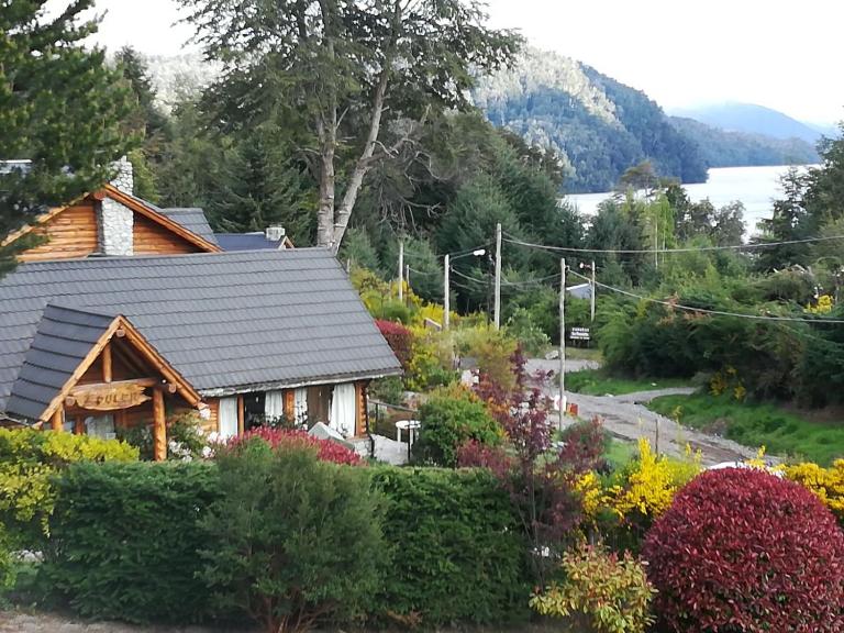 Hosteria Epulen - B&B Villa La Angostura