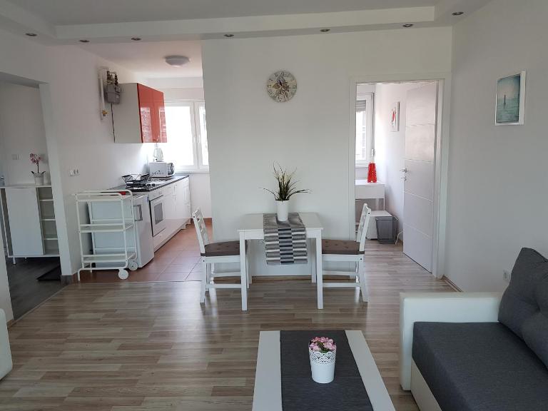 Apartment Alex Miramare - B&B Zagreb