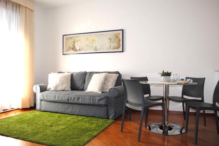 Bnbook - Residenza Naggi - B&B Casorate Sempione