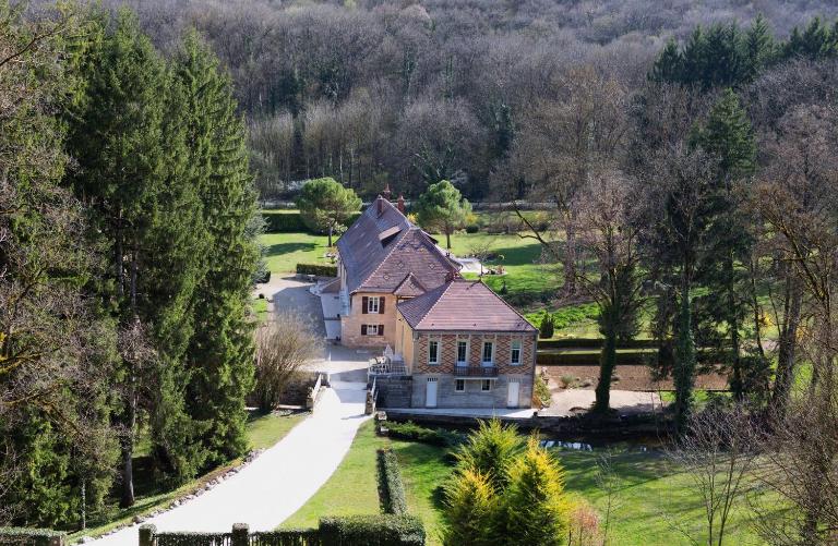 Maison de charme - 4 étoiles - Moulin de la serrée - Chambres d'hôtes Nuits-Saint-Georges