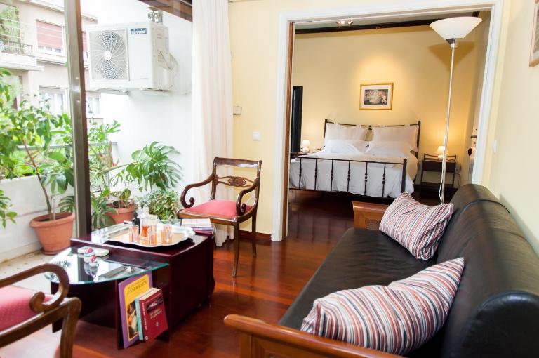 Stephany Apartment - B&B Atenas