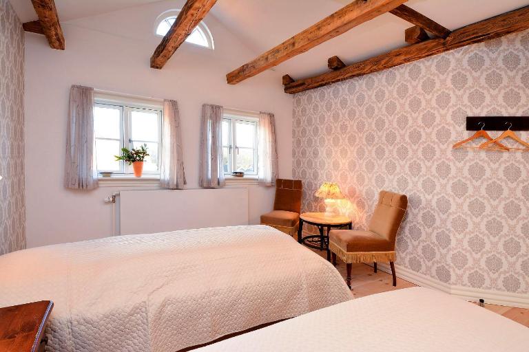 Strømpehuset - B&B Øster Assels