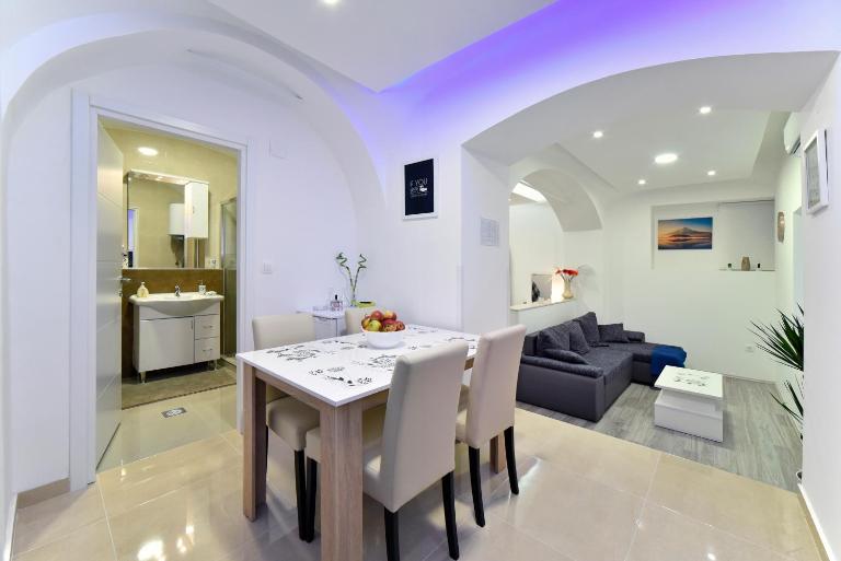 Apartment Frenki- Tkalčićeva -free parking - B&B Zagreb