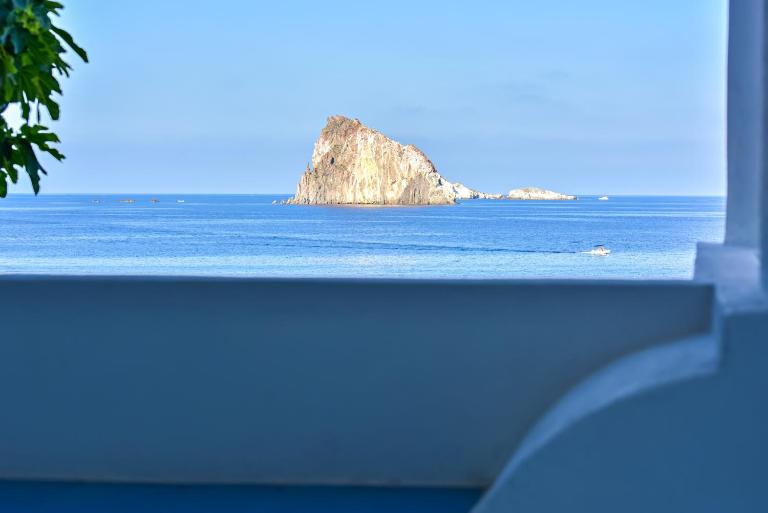 Eunymos Panarea - B&B Panarea