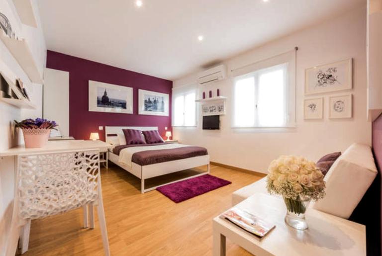 Apartamento en Calle Jardines - Madrid Centro - Bed and Breakfast Madrid