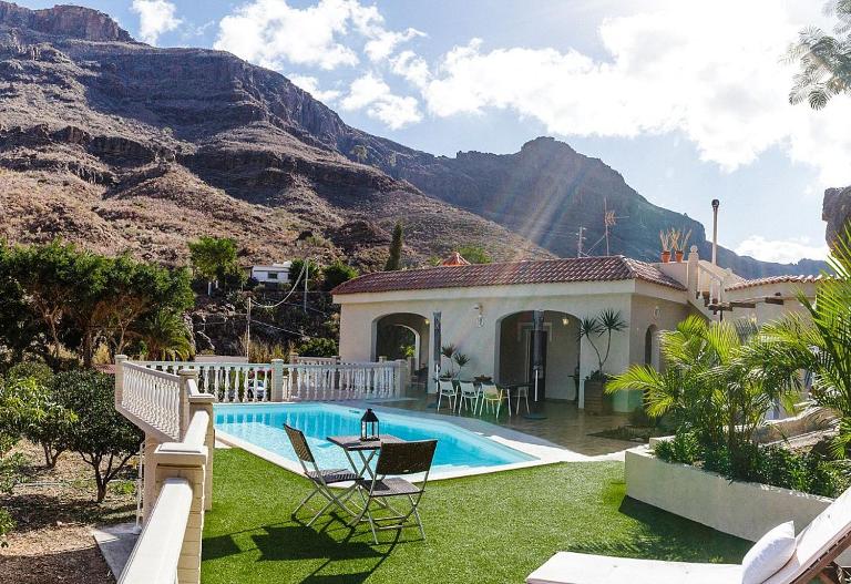 Time To Experience - Bed and Breakfast Salobre
