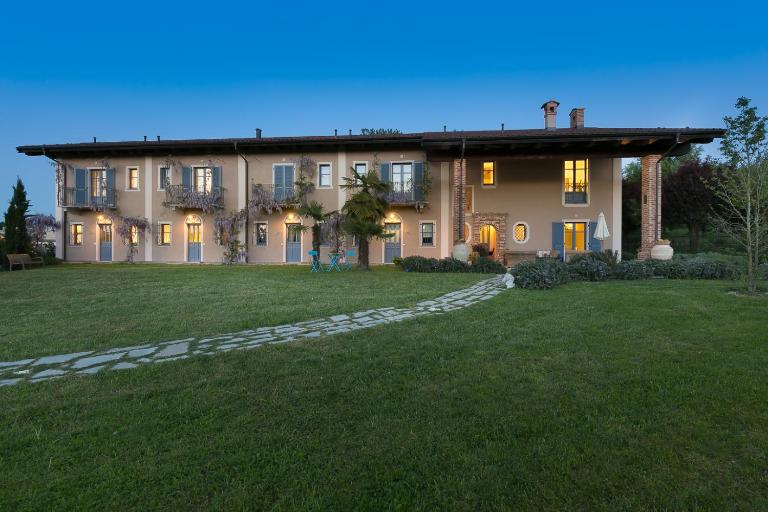 Cascina Arcangelo Raffaele - B&B Verduno