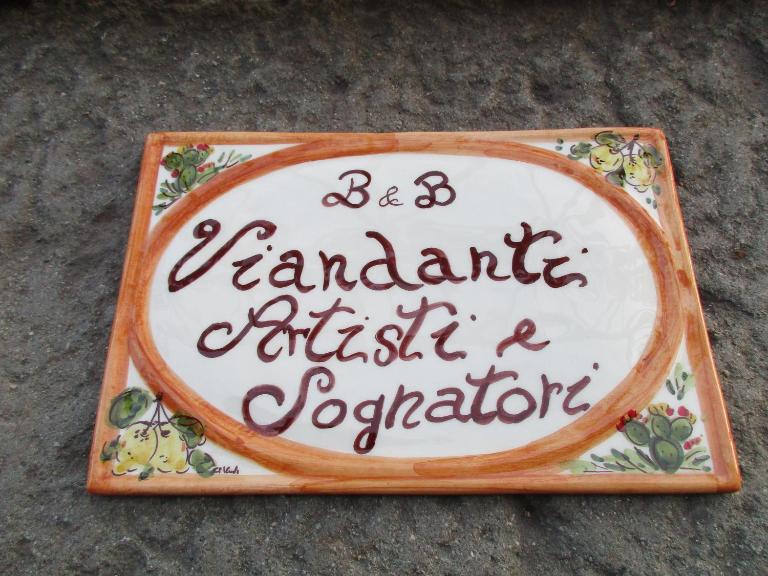 Viandanti, Artisti e Sognatori - Ferienwohnung Comano
