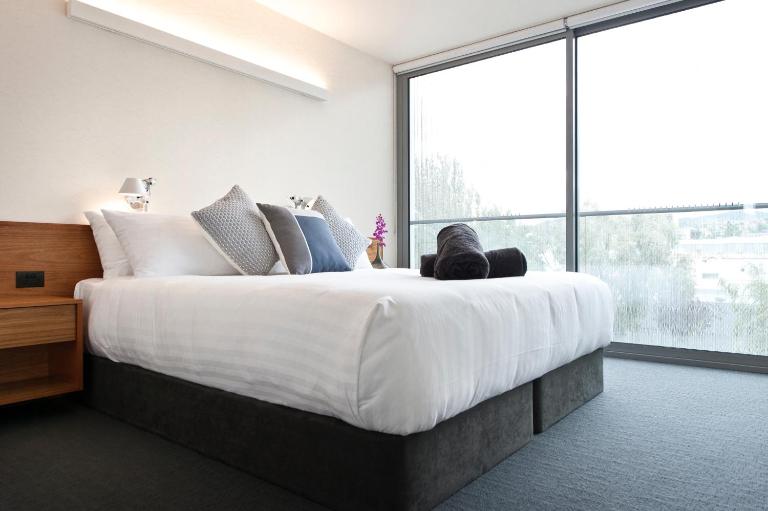 Quarry House Luxury Retreat - B&B Hobart