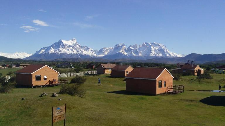 Cabañas Lago Tyndall - B&B Torres del Paine