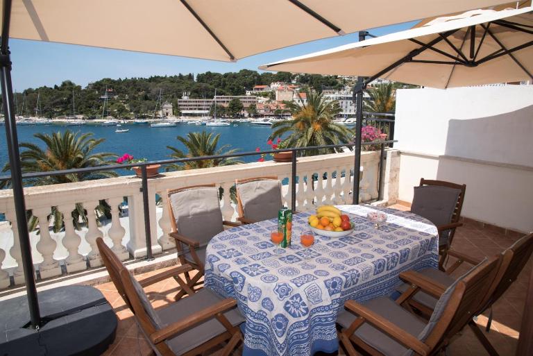 Holiday Home Meditation - B&B Hvar