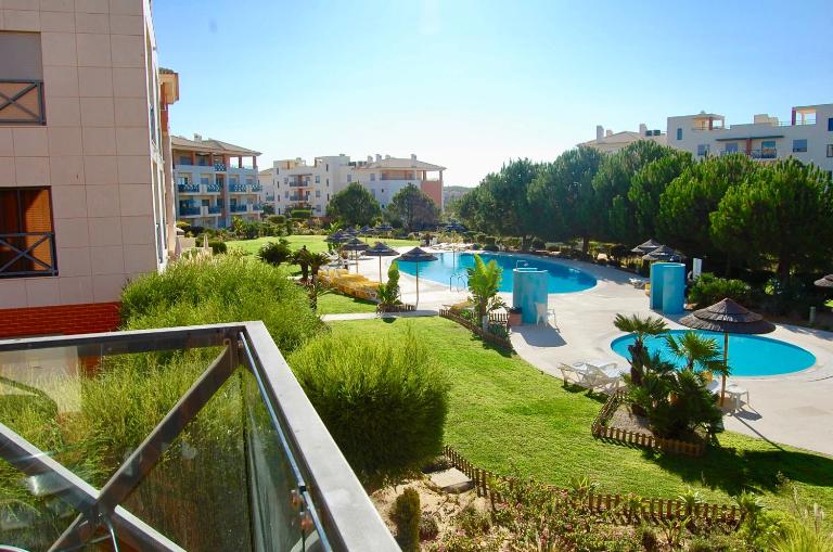 Corcovada - B&B Albufeira