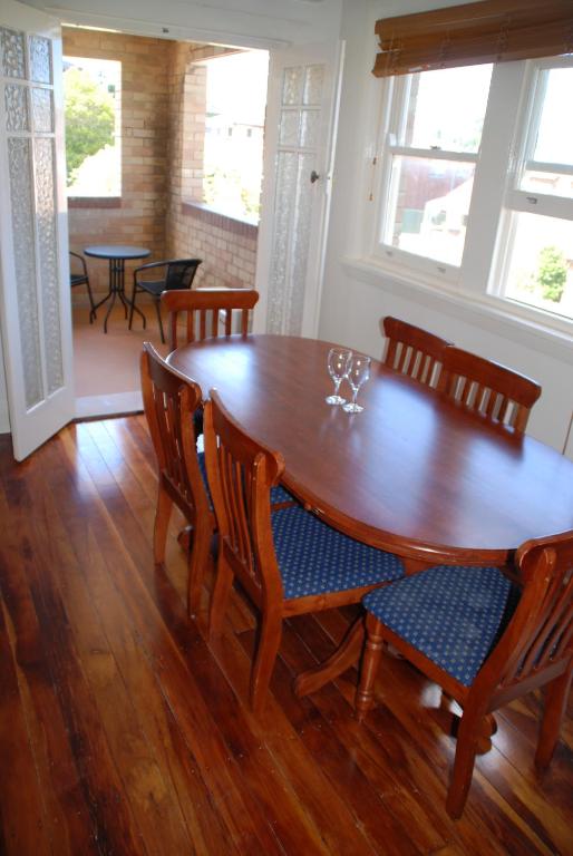 Accommodation Sydney Rockdale - 2 Bdr Pet Friendly Budget Apartment - B&B Sídney