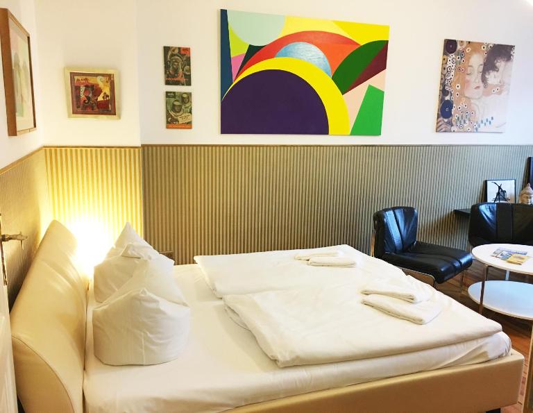 Ruhige Ferienwohnung Berlin Zentrum - Friedrichshain - B&B Berlino