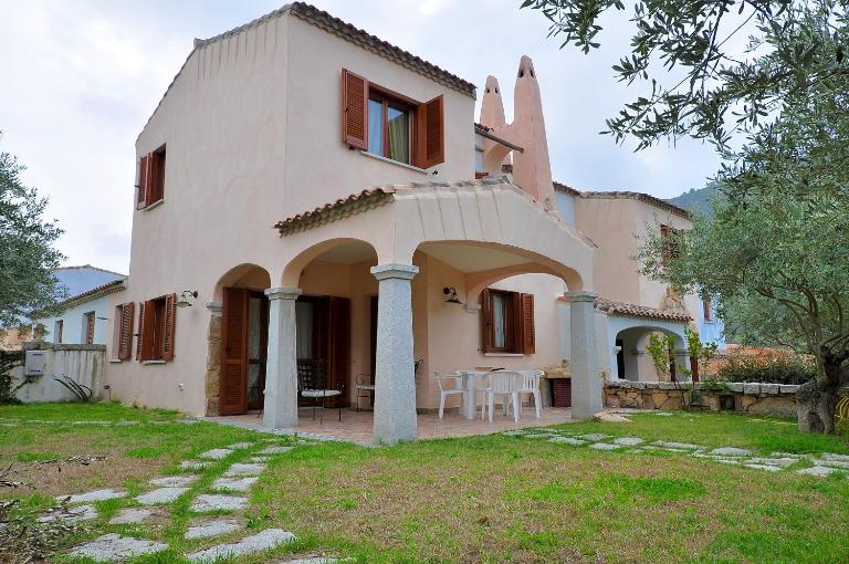 villa i ginepri - Ferienwohnung Budoni