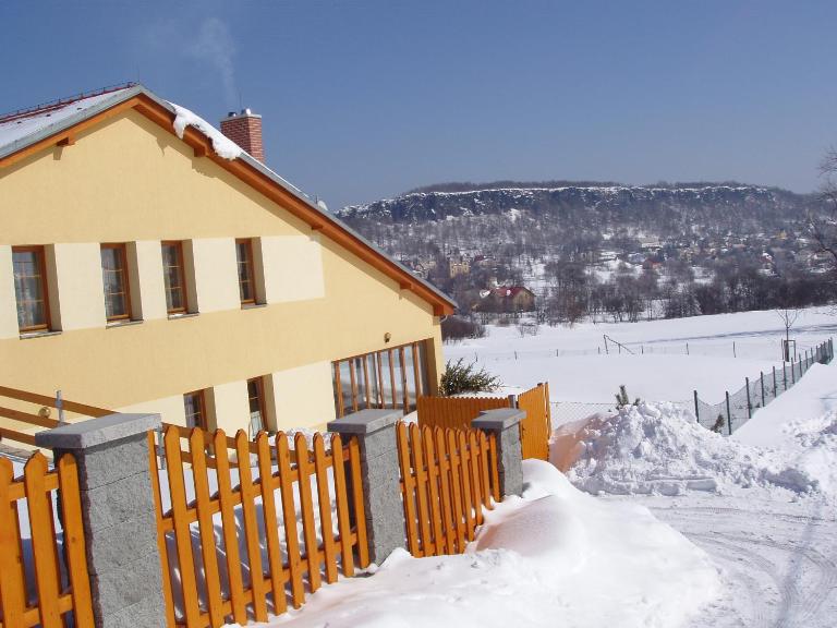 Apartmány Tisá 452 - B&B Tisá