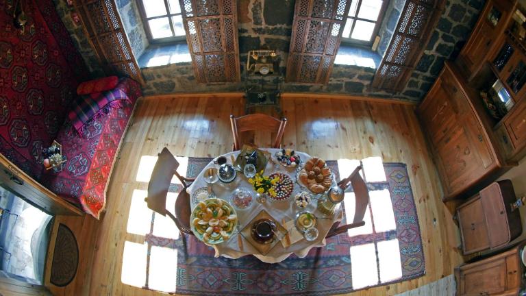 Hye Aspet Հայ Ասպետ - B&B Gyumri