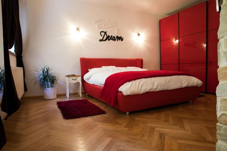 Luky10 - B&B Braşov