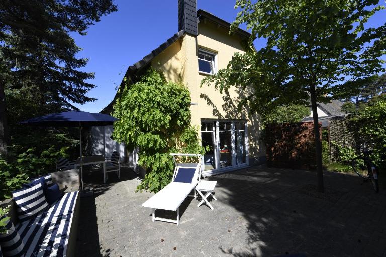 Haus Baabinchen - Ferienhaus mit Kamin und Terrasse - B&B Ostseebad Baabe