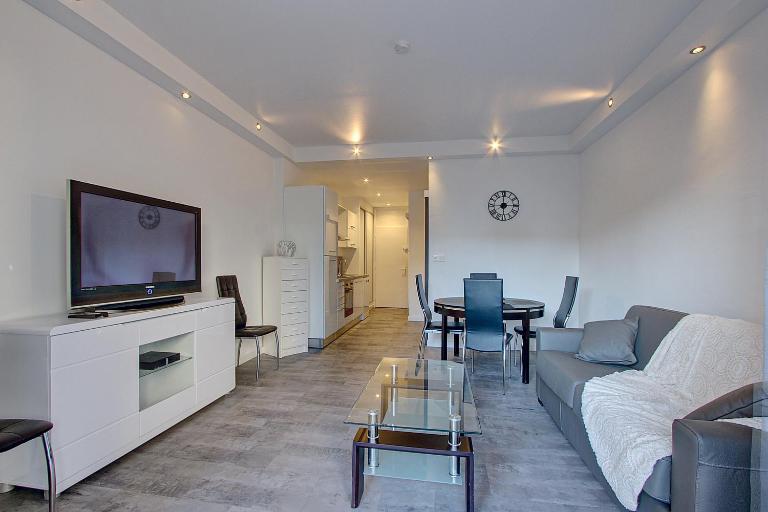 Appartement T2 bord de mer climatisé - Chambres d'hôtes Juan-les-Pins