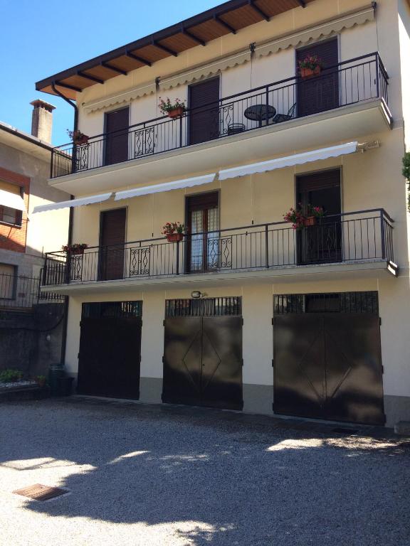 Betty's House - B&B Mandello del Lario