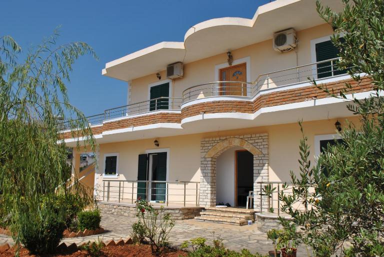 Villa Violeta - B&B Ksamil