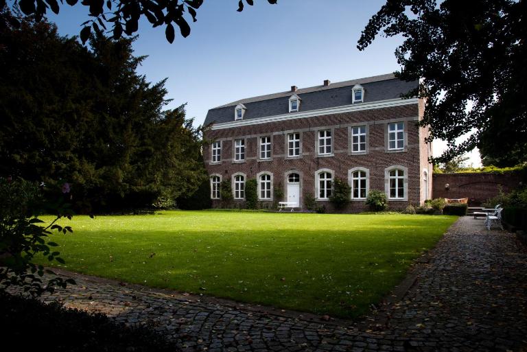 B&B Het Agnetenklooster - B&B Maaseik