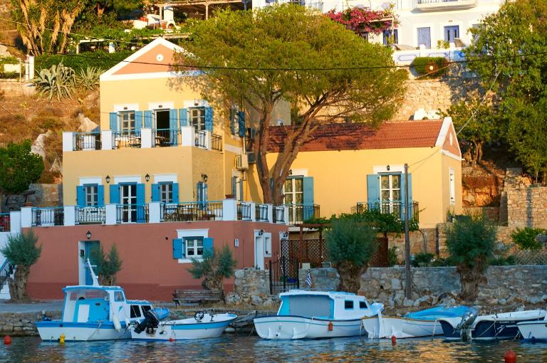 The Vegghera House - B&B Symi