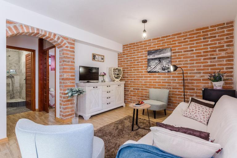 Apartments Rensi - B&B Zara