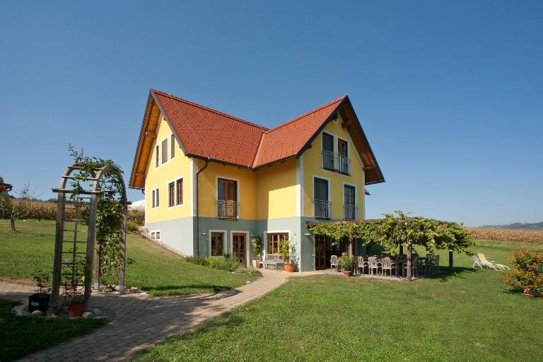 Weingut Winzerhof Gästezimmer Grebenz - Ferienwohnung Großklein