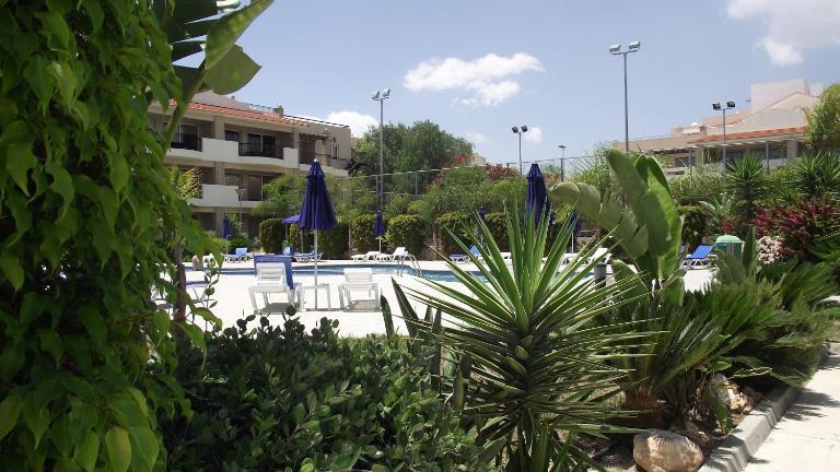 Pyla Gardens A102 - Chambres d'hôtes Pýla
