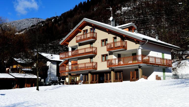 La Casa al Noce - B&B Mezzana