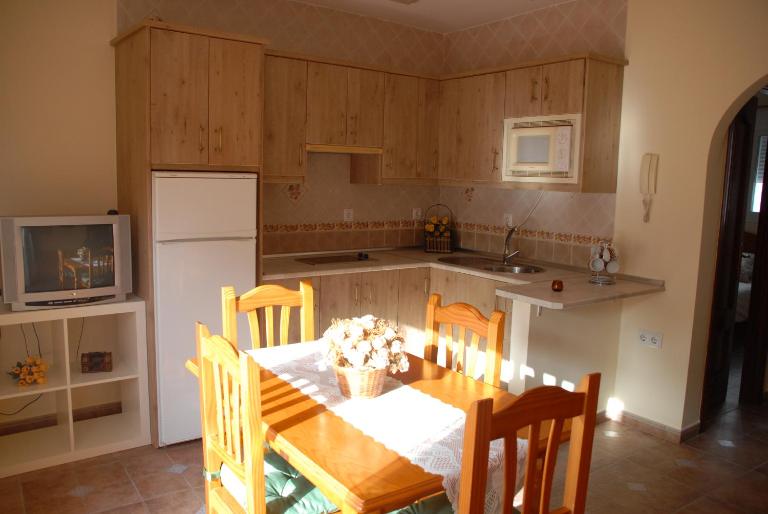 Hnos Navarrete - B&B Fuengirola