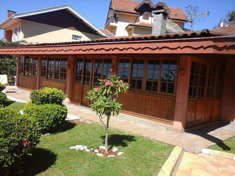 Casa - Flores Encantadas - B&B Campos do Jordão