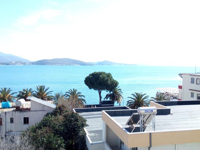 Delfin Apartments - Ferienwohnung Saranda