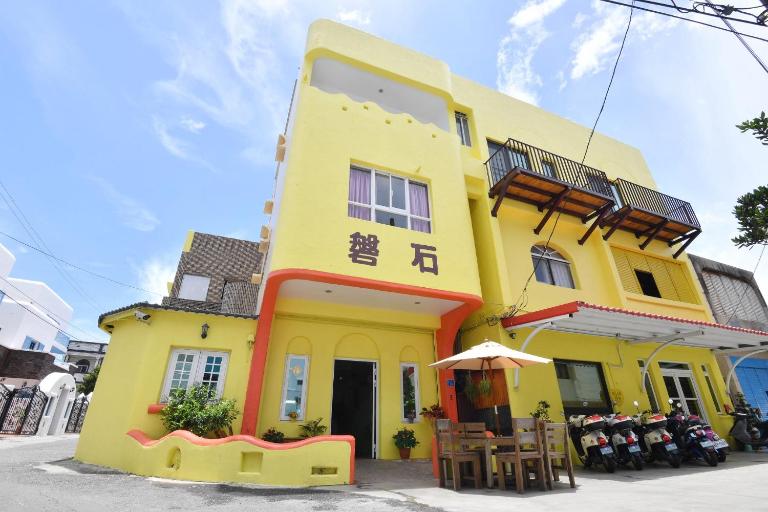 Rock House - B&B Yilin