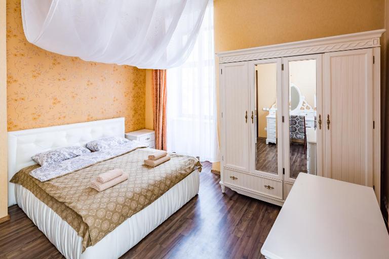 2 Virmens'ka Apartment - B&B Lviv