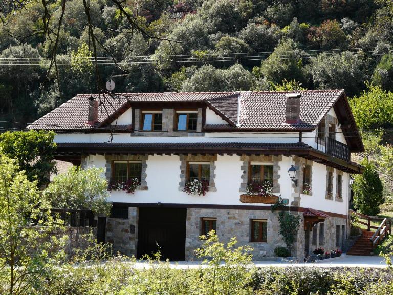 Apartamentos Rurales Valverde - B&B Potes