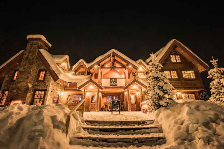 Winston Lodge - B&B Golden