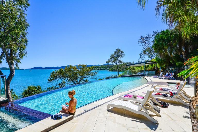 Edge 12 Hamilton Island - Oceanfront villa with buggy - Chambres d'hôtes Hamilton Island