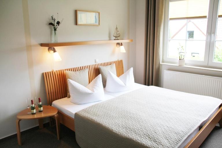 Pension "Zur Steilküste" - B&B Ostseebad Boltenhagen