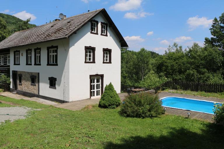 Roubenka nad řekou - B&B Noviny pod Ralskem
