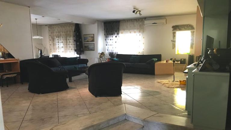 Friendly Family House - B&B Volos