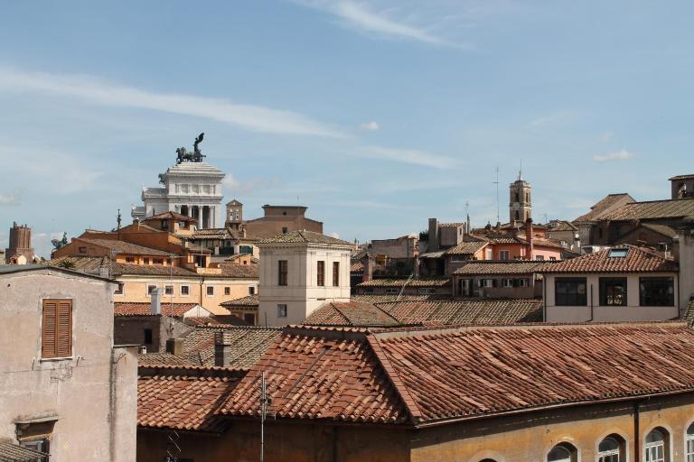 BB Il Re Alla Reginella Guest House - B&B Roma