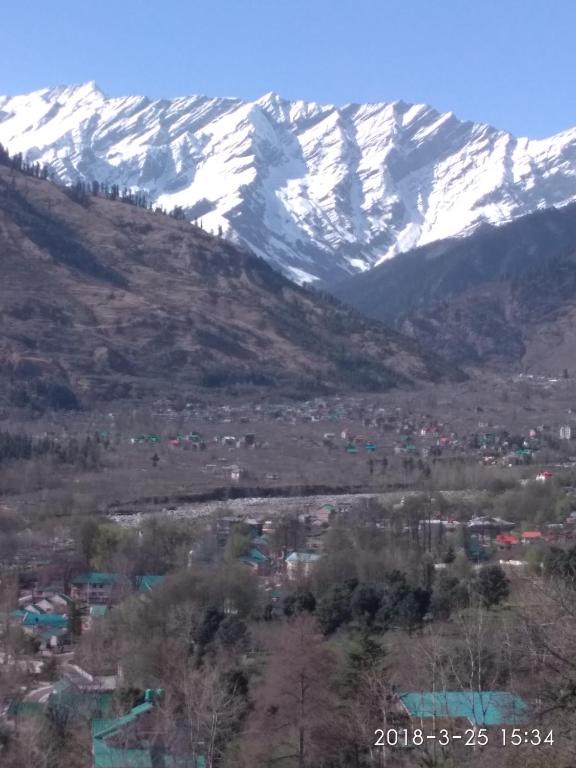 Sunface Homestay - B&B Manāli