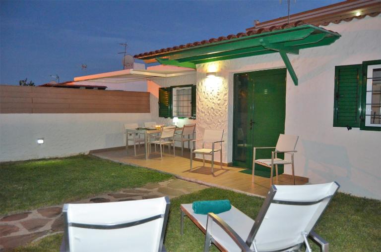 Bungalow ACK - Bed and Breakfast Playa del Ingles