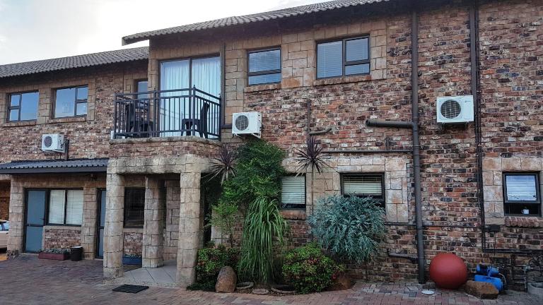 Tsessebe Guesthouse - B&B Bloemfontein