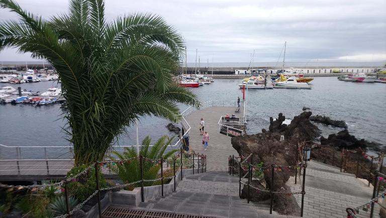 Harbour Sea View Apartment - Chambres d'hôtes Puerto del Carmen